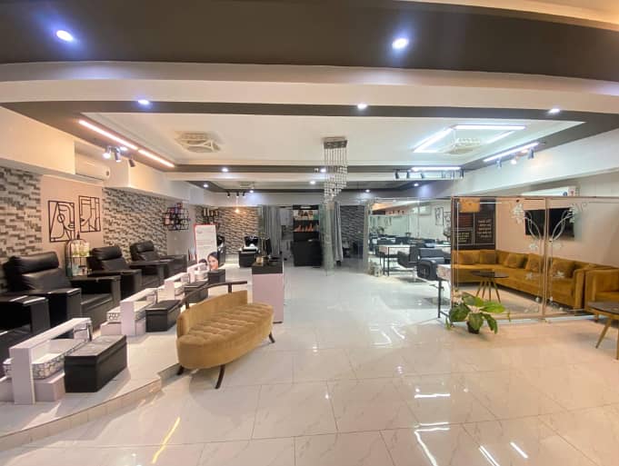 Fully equipped beauty salon with 400+ clients, DHA Phase 3